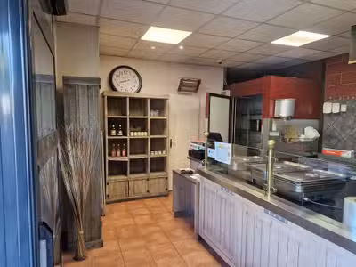 Local commercial avec extraction à LIMOGES !