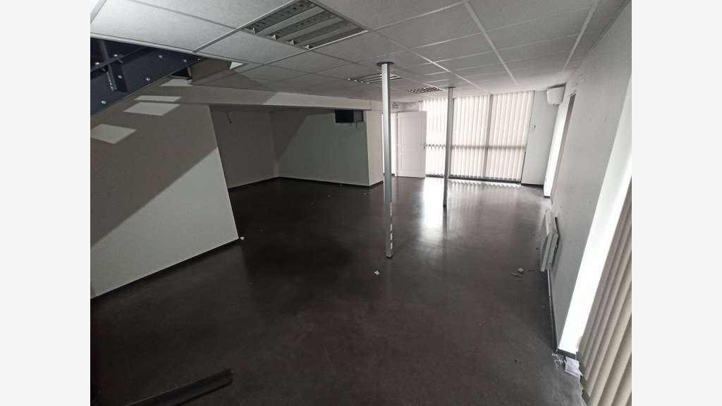 LOC Bureaux et Activités 468m² LIMOGES