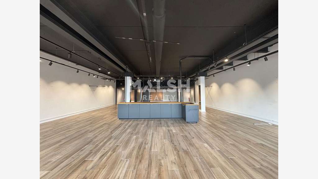 Local commercial à louer de 220m² à Limonest N6