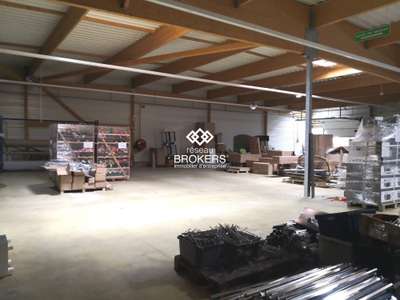A louer local 1 245m² à Livarot-Pays-d'Auge
