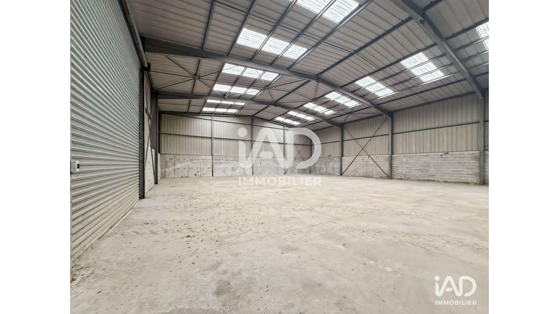 A louer entrepôt de stockage à Longperrier N2