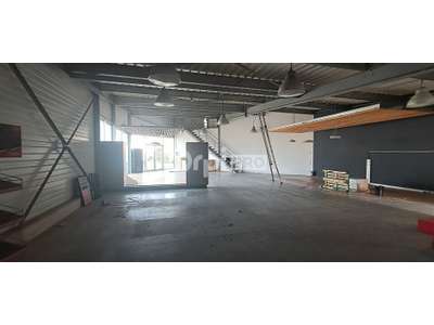 Location Locaux commerciaux - Boutiques à Lons