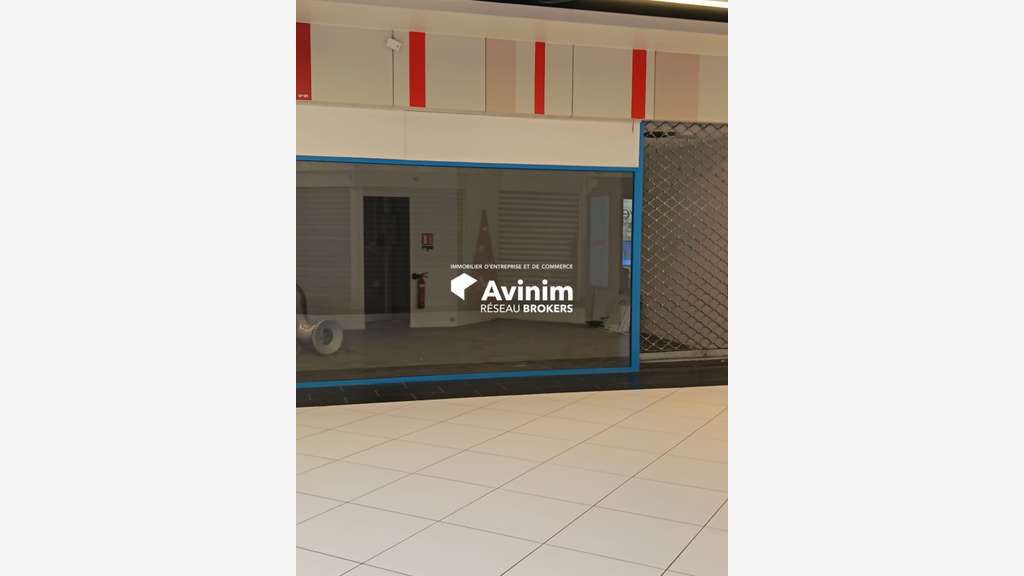Local 85m² à louer sortie Nord de Pau
