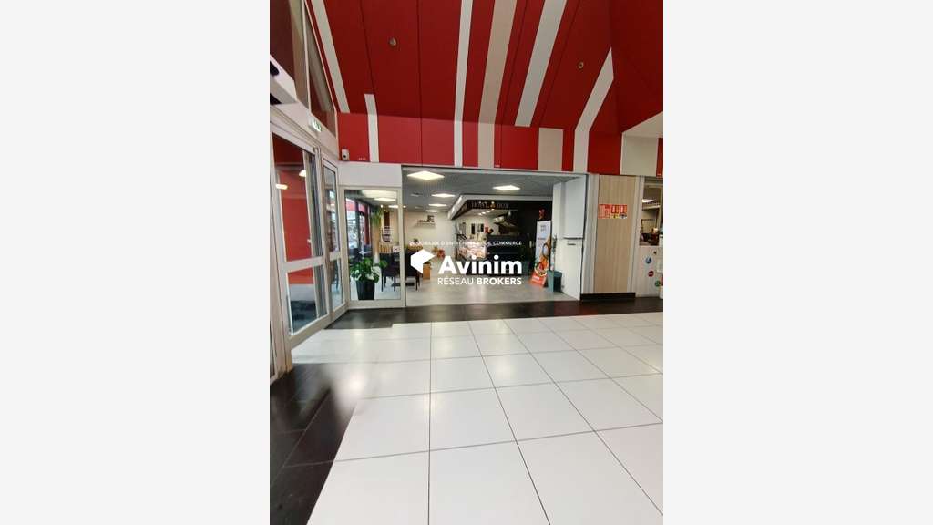 Immobilier Professionnel à louer Lons