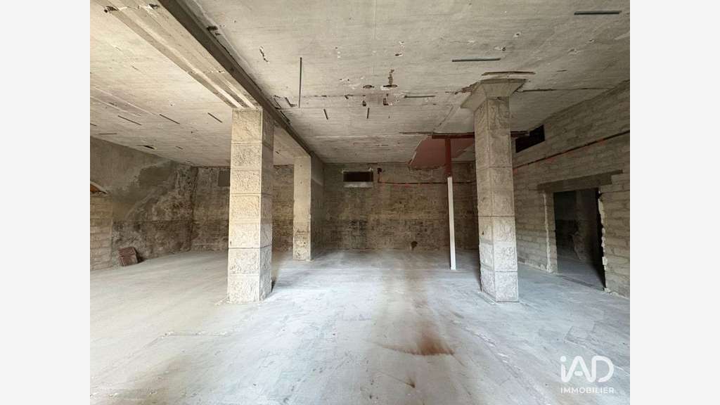 Loue local d'activité de 115m² à Lons-le-Saunier