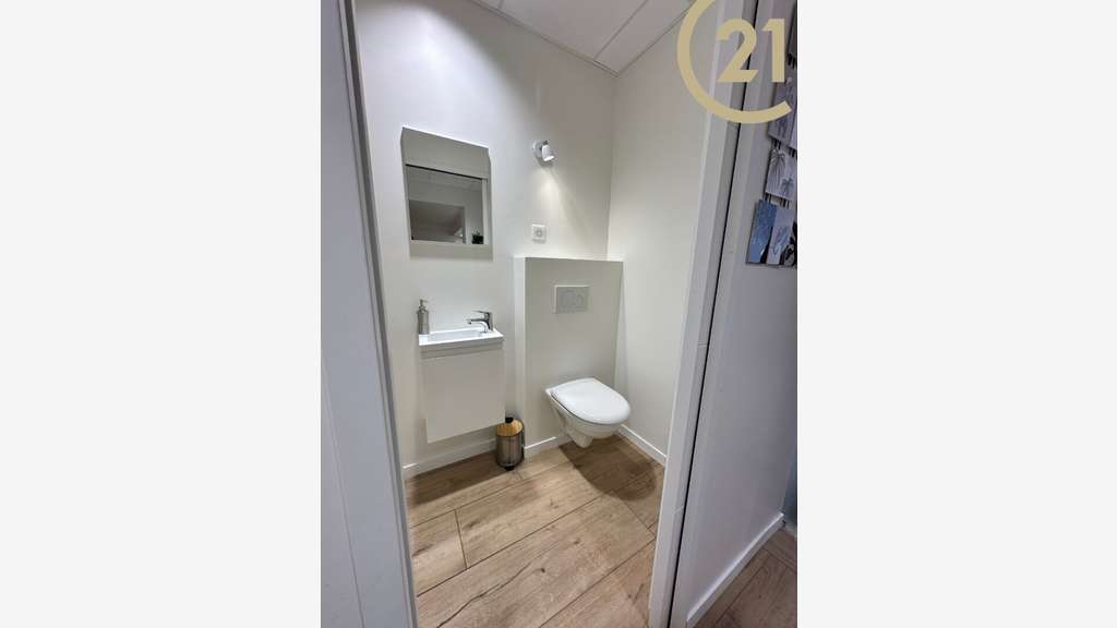 A louer local commercial de 36m² à Lons le Saunier