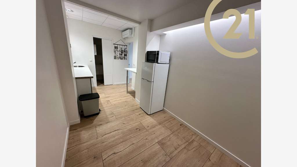 A louer local commercial de 36m² à Lons le Saunier