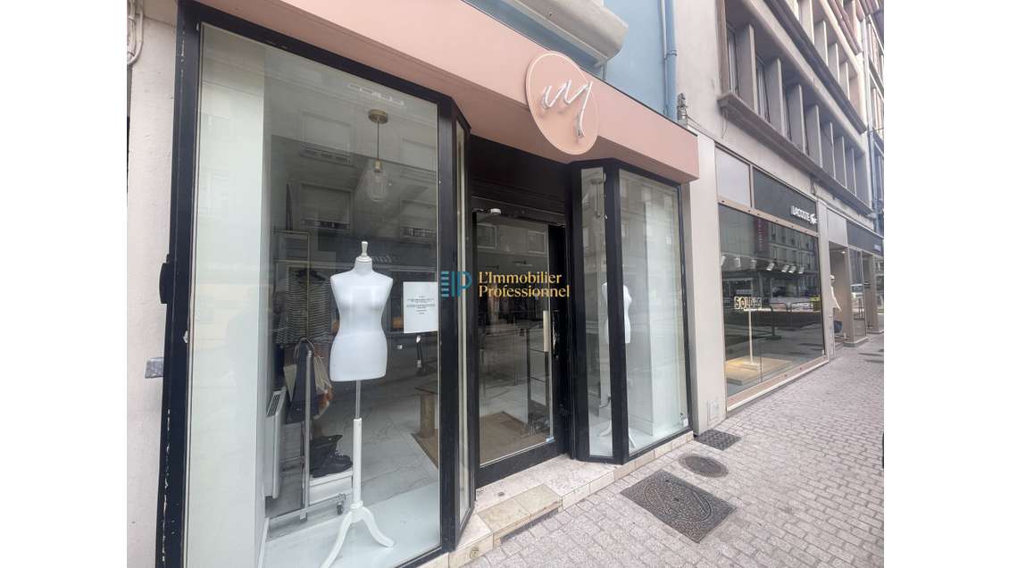 A louer local commercial 52m² rue piétonne Lorient