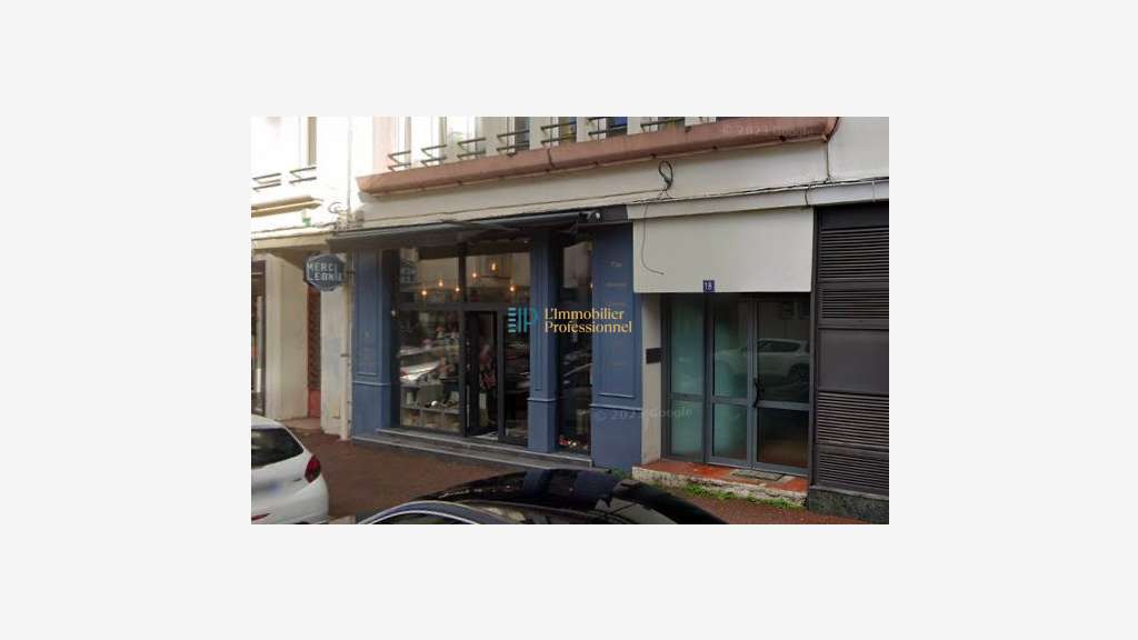 A louer local commercial 90m² hyper centre Lorient