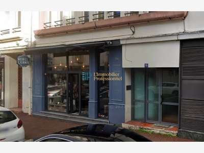 A louer local commercial 90m² hyper centre Lorient