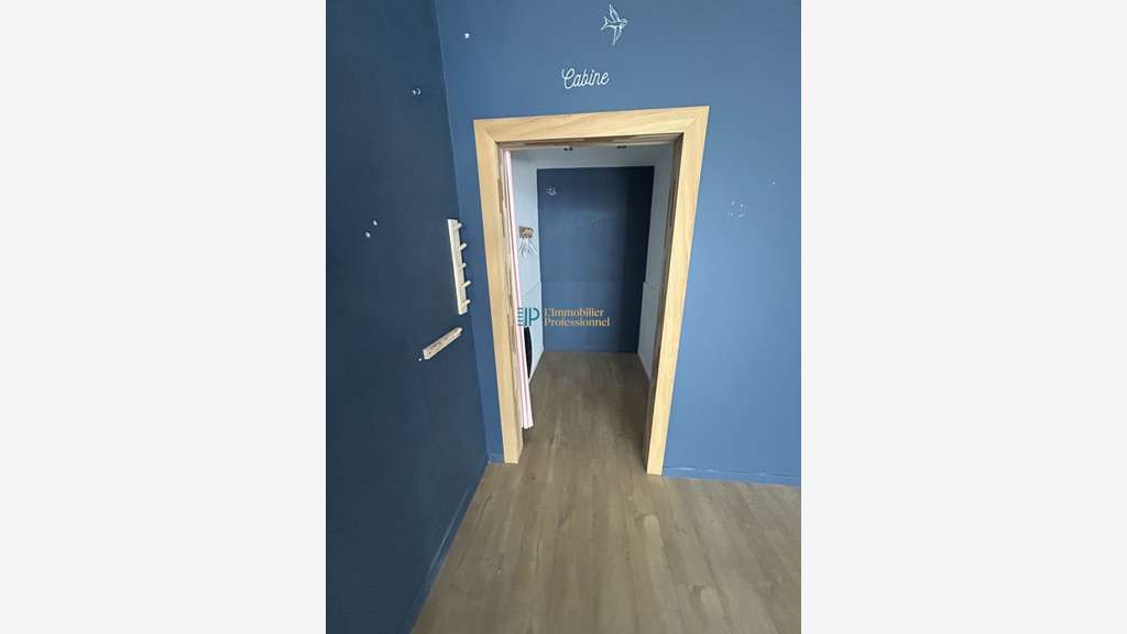 A louer local commercial 90m² hyper centre Lorient
