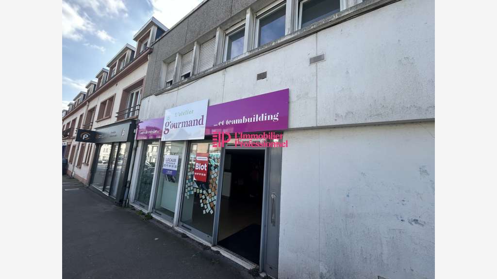 A louer local commercial 168m² à Lorient Keryado