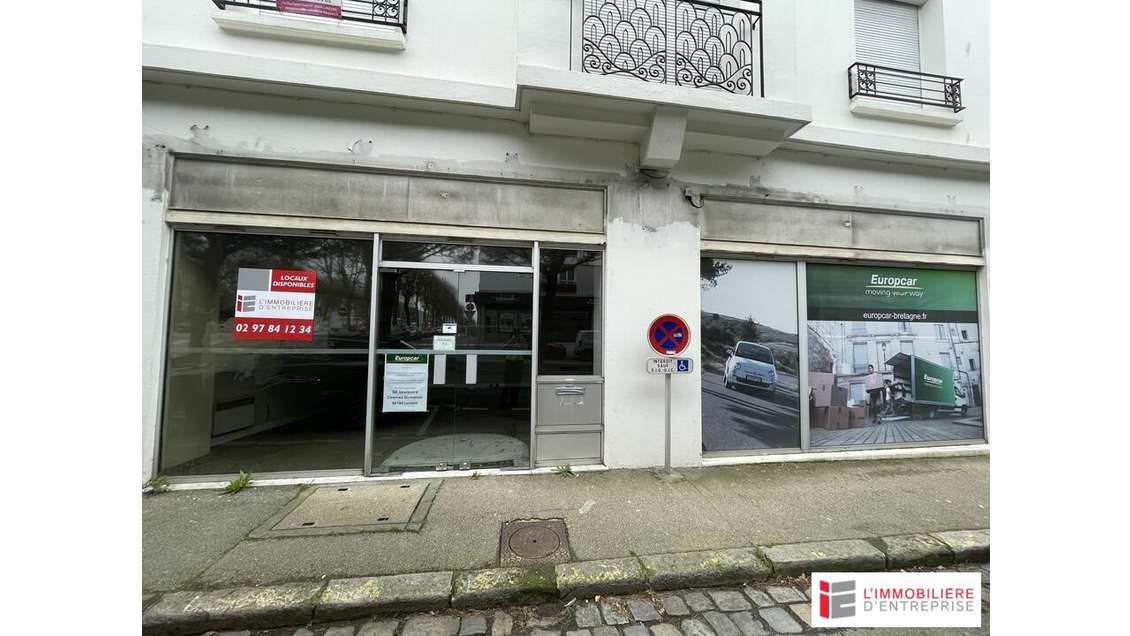 A louer local axe très passant proche Gare Lorient