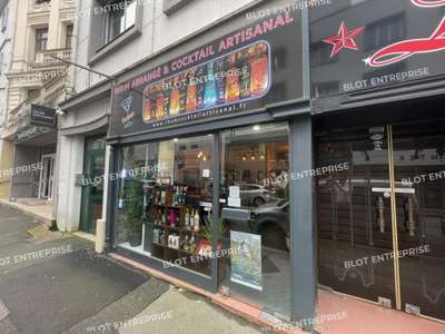 A louer local 35m² avec vitrine à Lorient centre