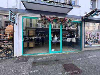 A louer local 55m² dans rue commerçante de Lorient