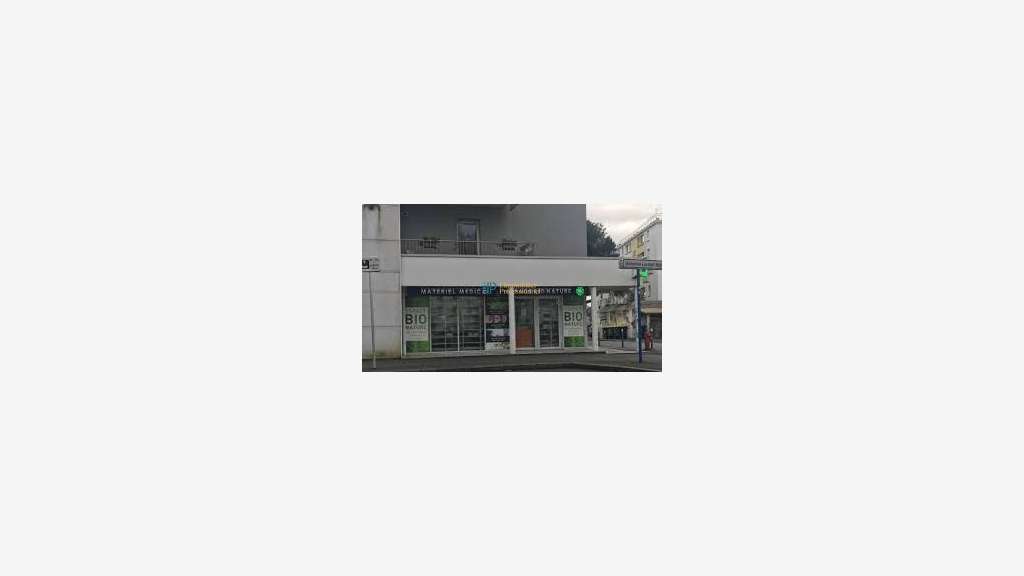A louer local commercial 106m² à Lorient centre