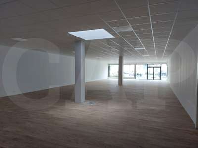 A louer local 428m² Zone Commerciale Lorient 