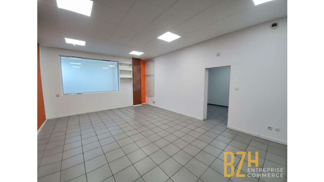 A louer local commercial 97m² au centre de Lorient