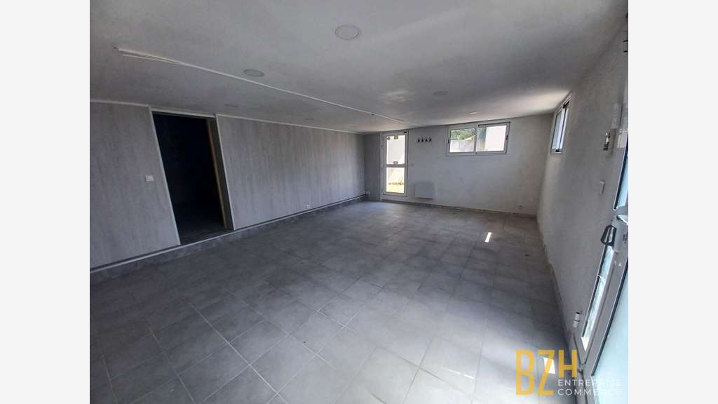 A louer local commercial 97m² au centre de Lorient