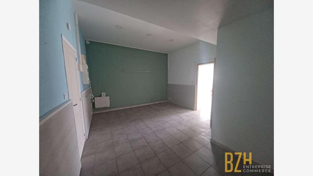 A louer local commercial 97m² au centre de Lorient