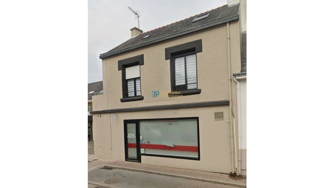 A louer local commercial de 88m² à Quéven centre
