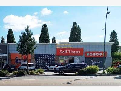 A louer local commercial 306m² ERP / PMR à Lorient