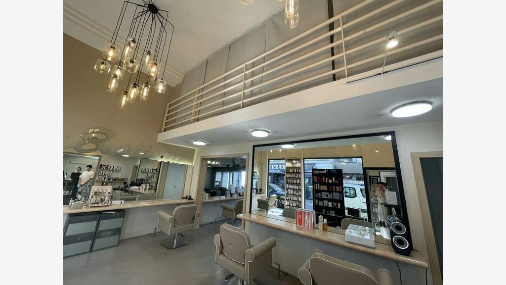 A louer local commercial 94m² empl N°1 Lorient