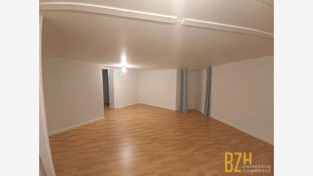 A louer local commercial 63m² au centre de Lorient