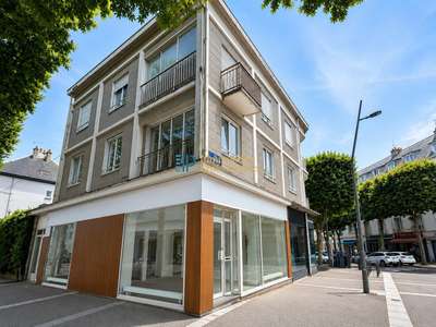 Local commercial à louer 140m² à Lorient centre