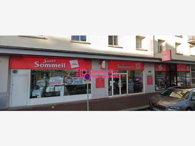 A louer local commercial 262m² à Lorient centre
