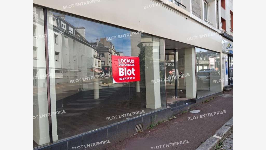 À LOUER - LOCAL COMMERCIAL 147 m² - LORIENT