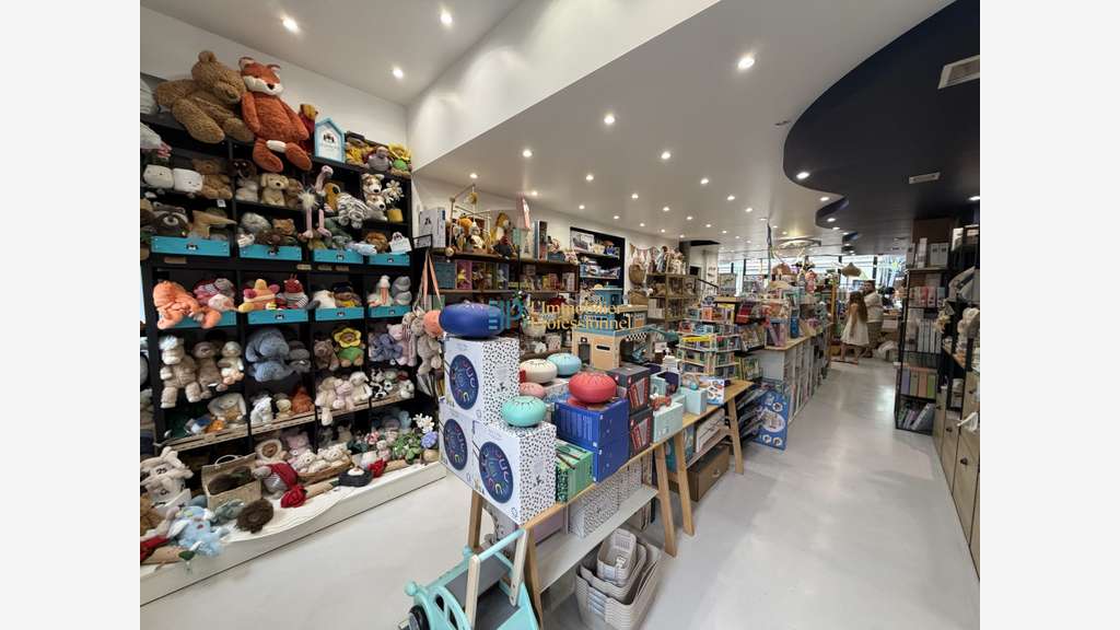 Local commercial de 134m² à louer à Lorient centre