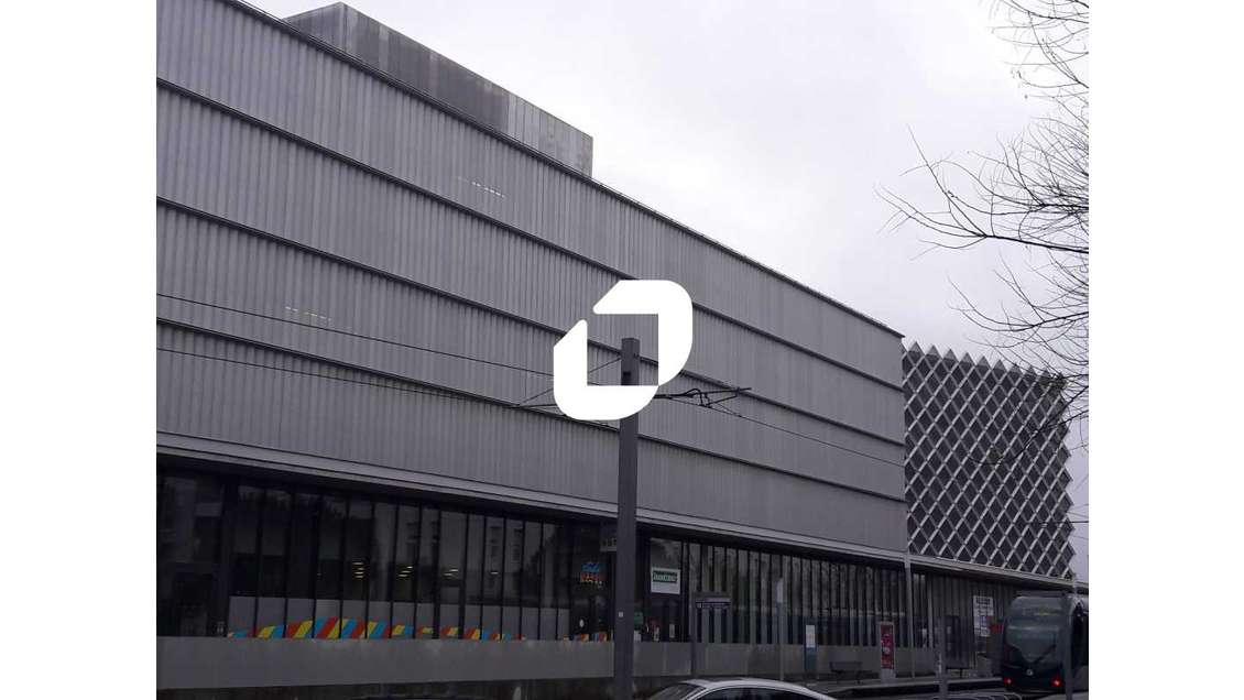 A louer Local commercial 160m² Lormont