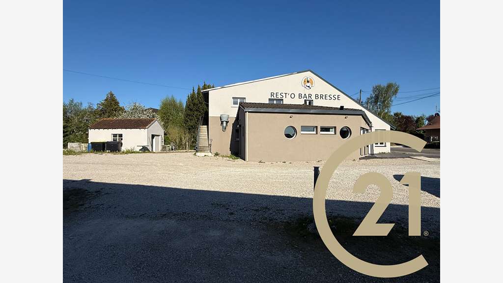 Local restauration 170m² et appartement à Louhans 