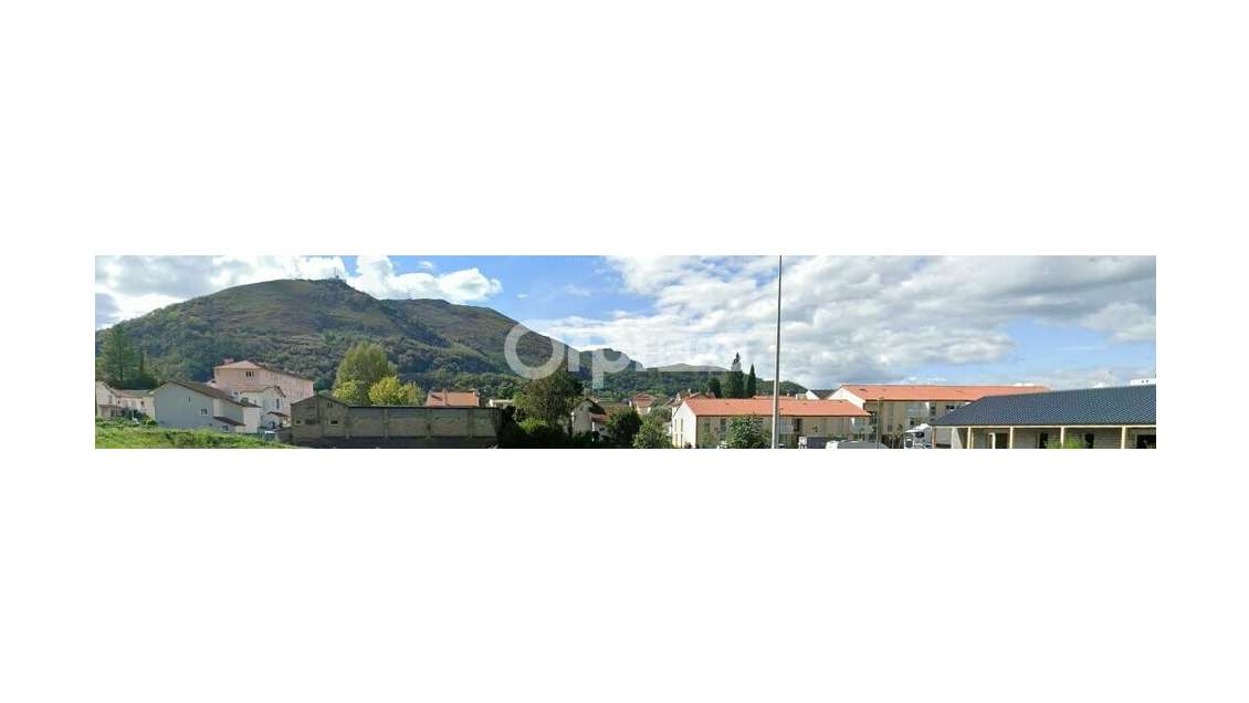 À Louer local neuf 190m² axe fréquenté de Lourdes