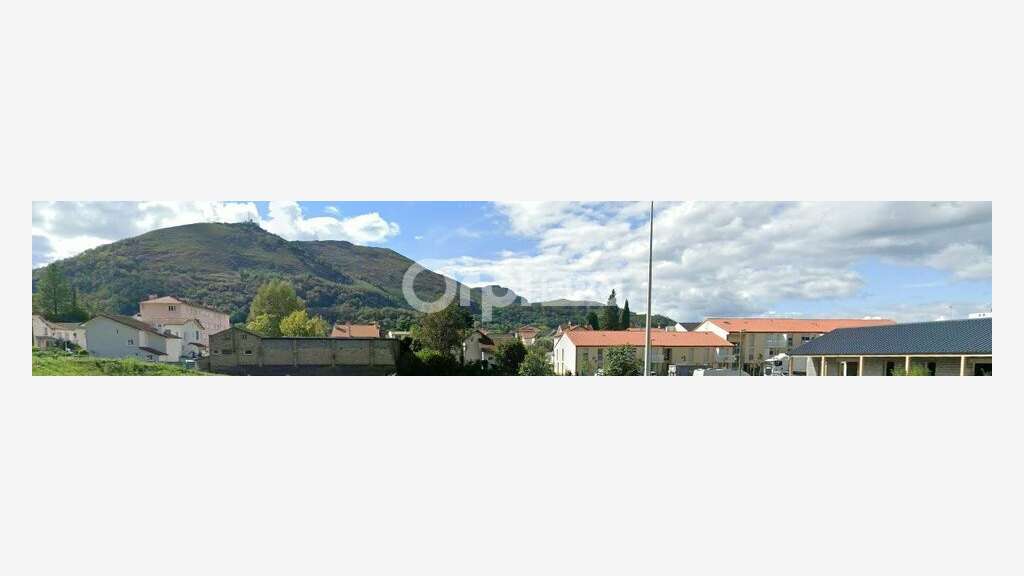 À Louer locaux bruts divisibles 190m² à Lourdes
