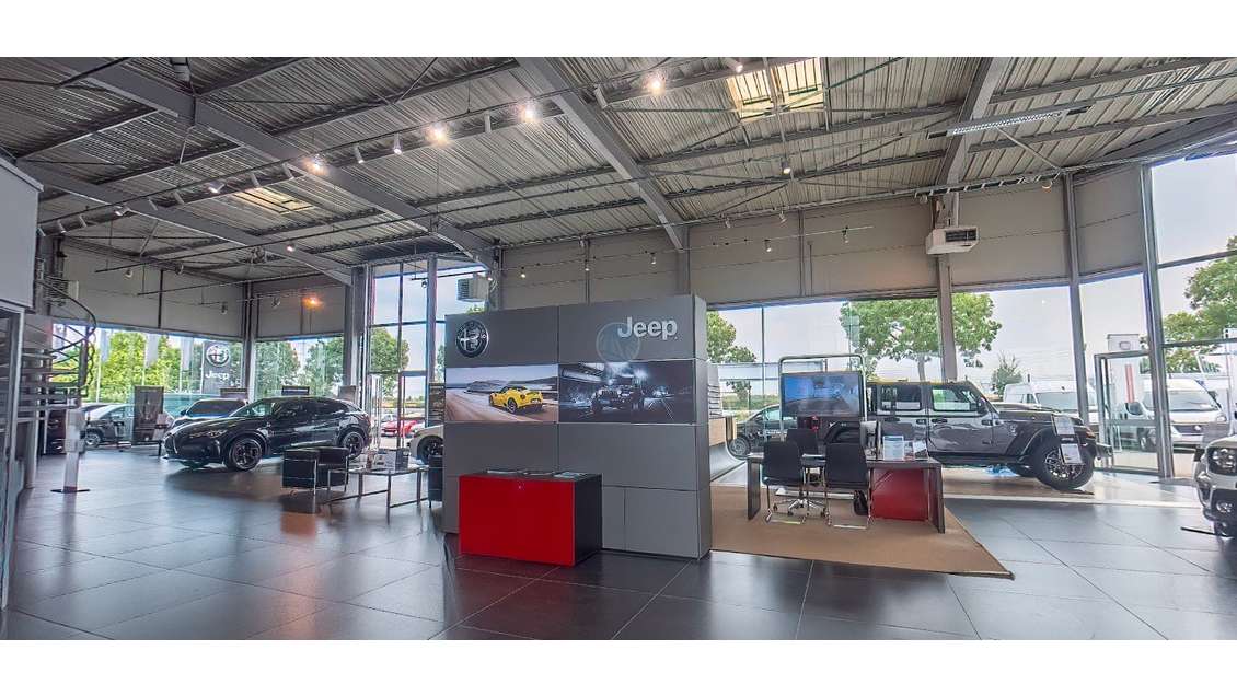 A louer ensemble commercial 1907m² Luisant N123