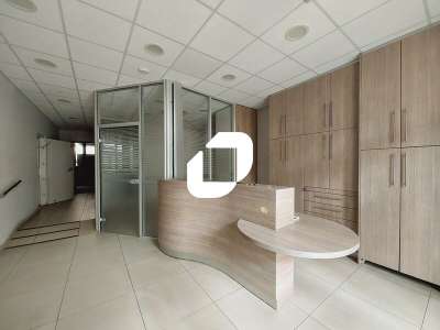 Location Locaux commerciaux - Boutiques à Lunel