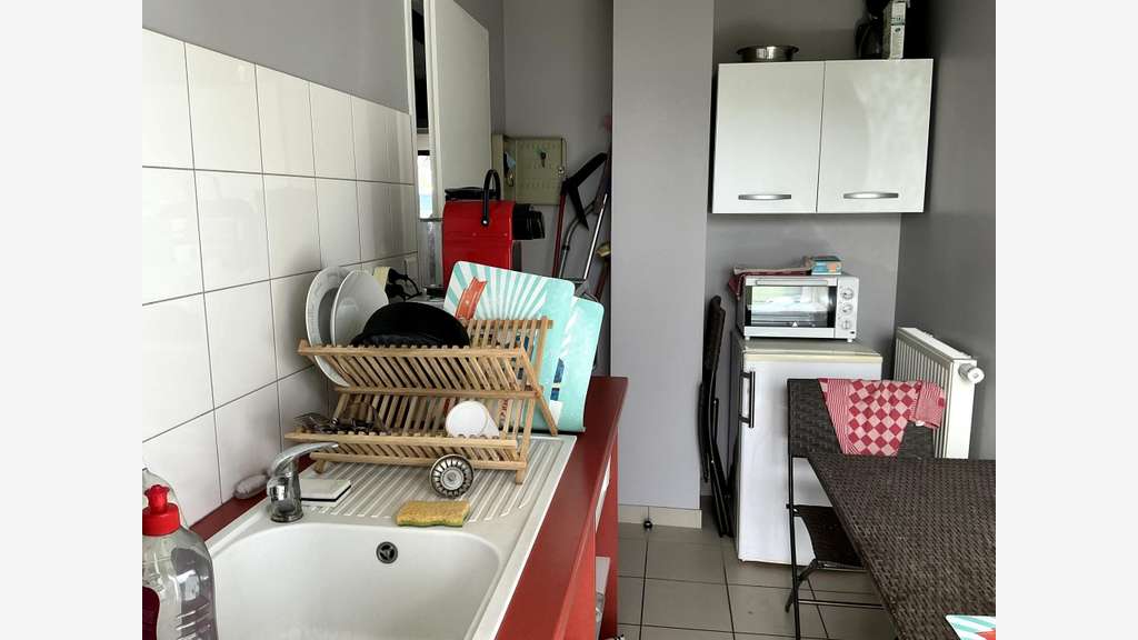 Local 300m² sur 1213m² de terrain en ZC à Lure