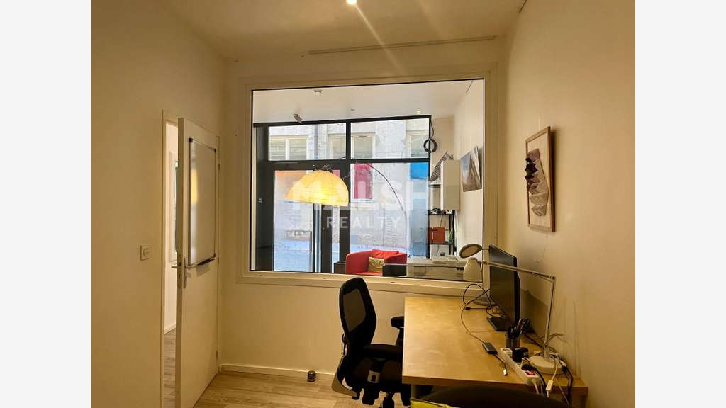 A louer local commercial 87m² à Lyon 1er