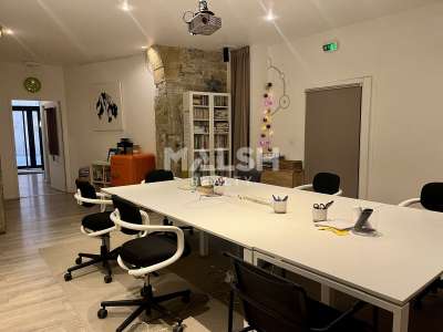 A louer local commercial 87m² à  Lyon 1er