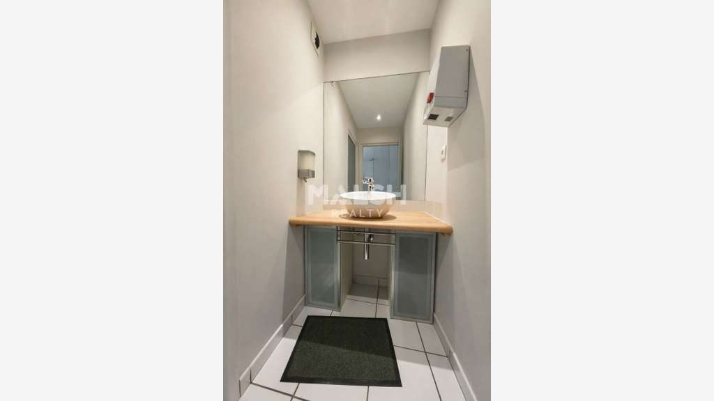 A louer local 61m² Lyon 1er quai Saint-Vincent
