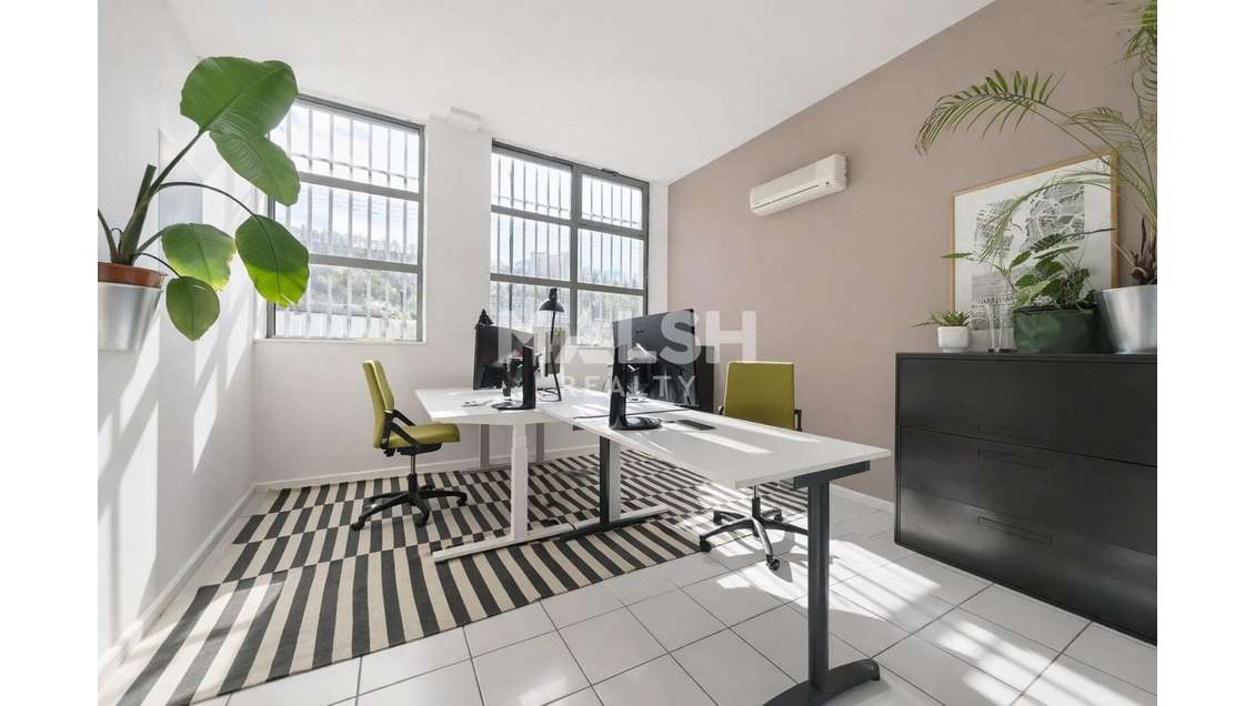 A louer local 61m² Lyon 1er quai Saint-Vincent