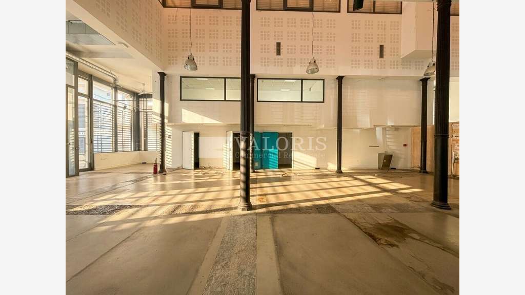 A louer local 220m² à Lyon 1er la Martinière