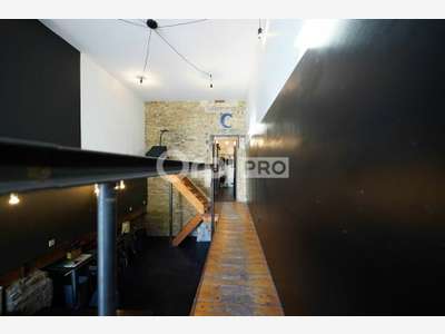 Local commercial de 96m² à louer à Lyon 1
