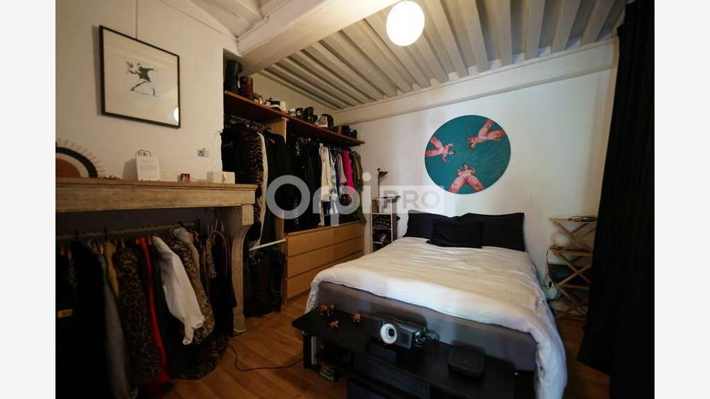Local commercial de 96m² à louer à Lyon 1