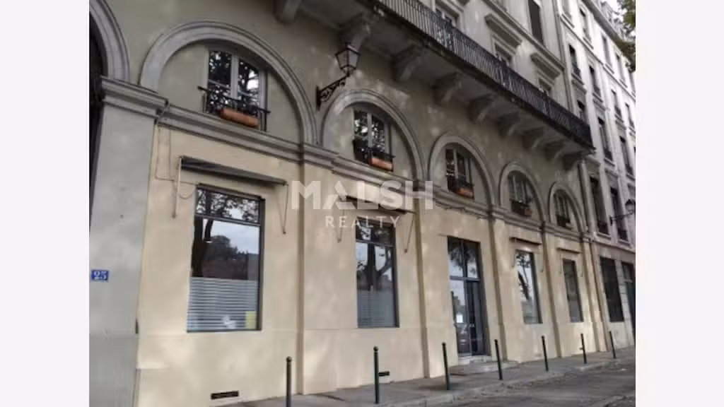 Locaux commerciaux à louer de 268m² à Lyon 69001