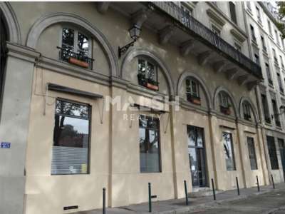 Locaux commerciaux à louer de 268m² à Lyon 69001