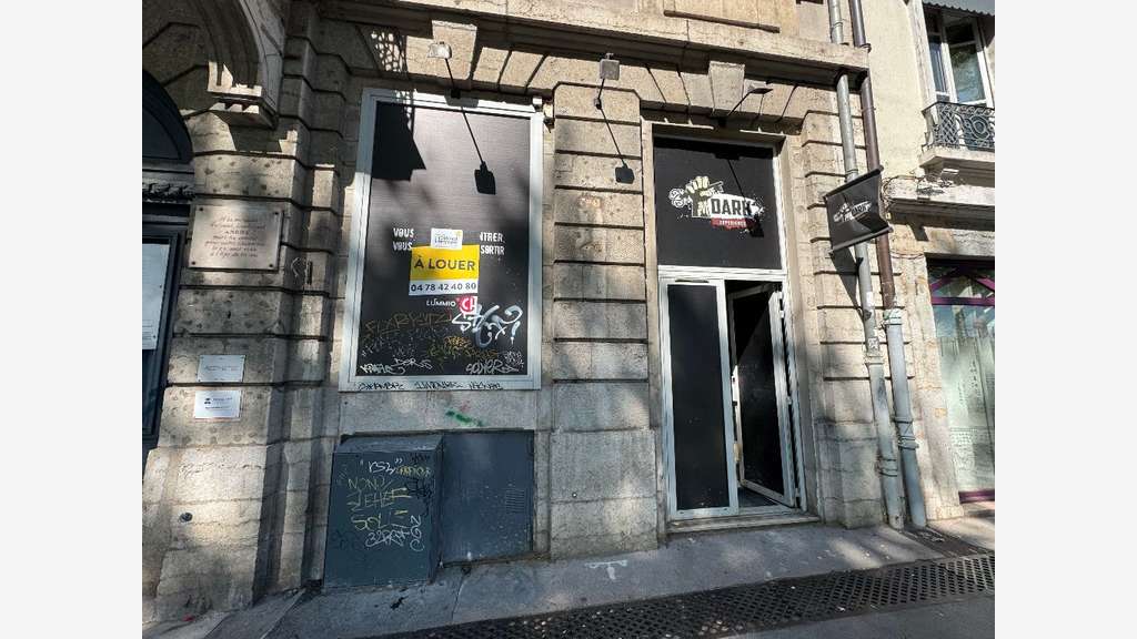 Loue local commercial 240m² à Lyon 69001 Terreaux