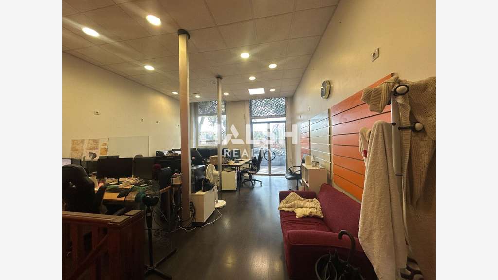 Local à louer de 141m² à Lyon 1er quai Jean Moulin